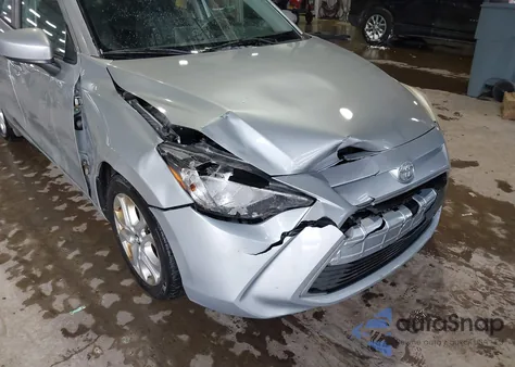 2018 Toyota Yaris Ia z USA, uszkodzony, nr VIN 3MYDLBYV4JY331354